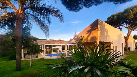 Seventies by Check-in Portugal
