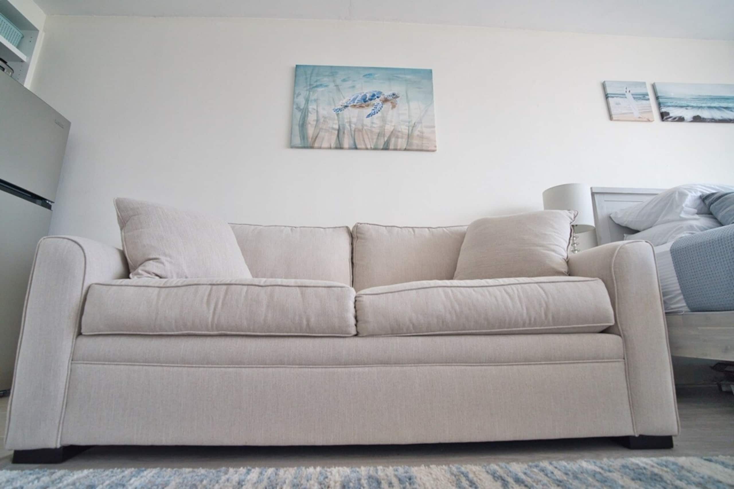 Comfy Studio in Heart of Waikiki with parking - Image 10