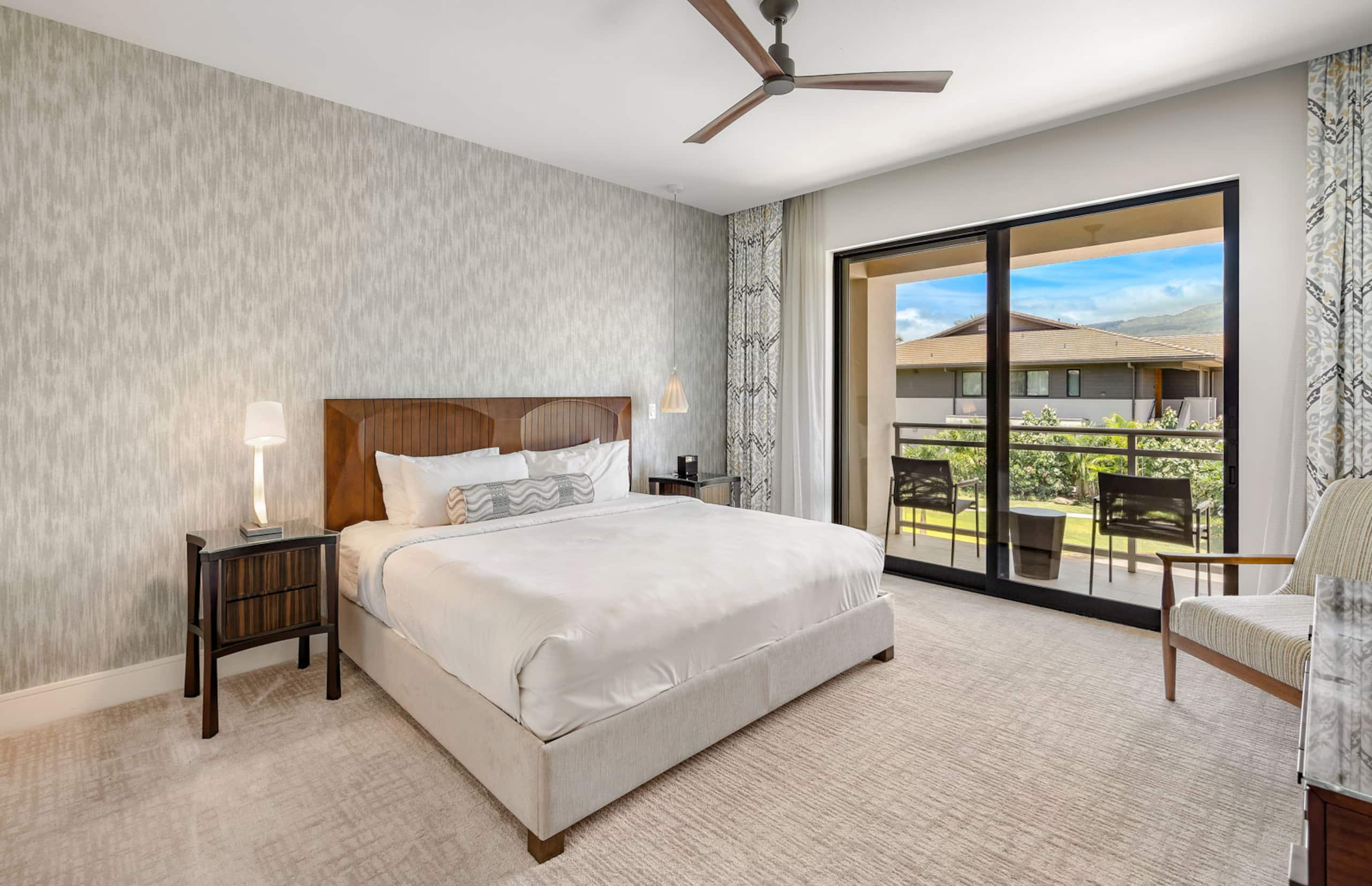 Condo in Lahaina · ★4.94 · 3 bedrooms · 4 beds · 3 baths - Image 18