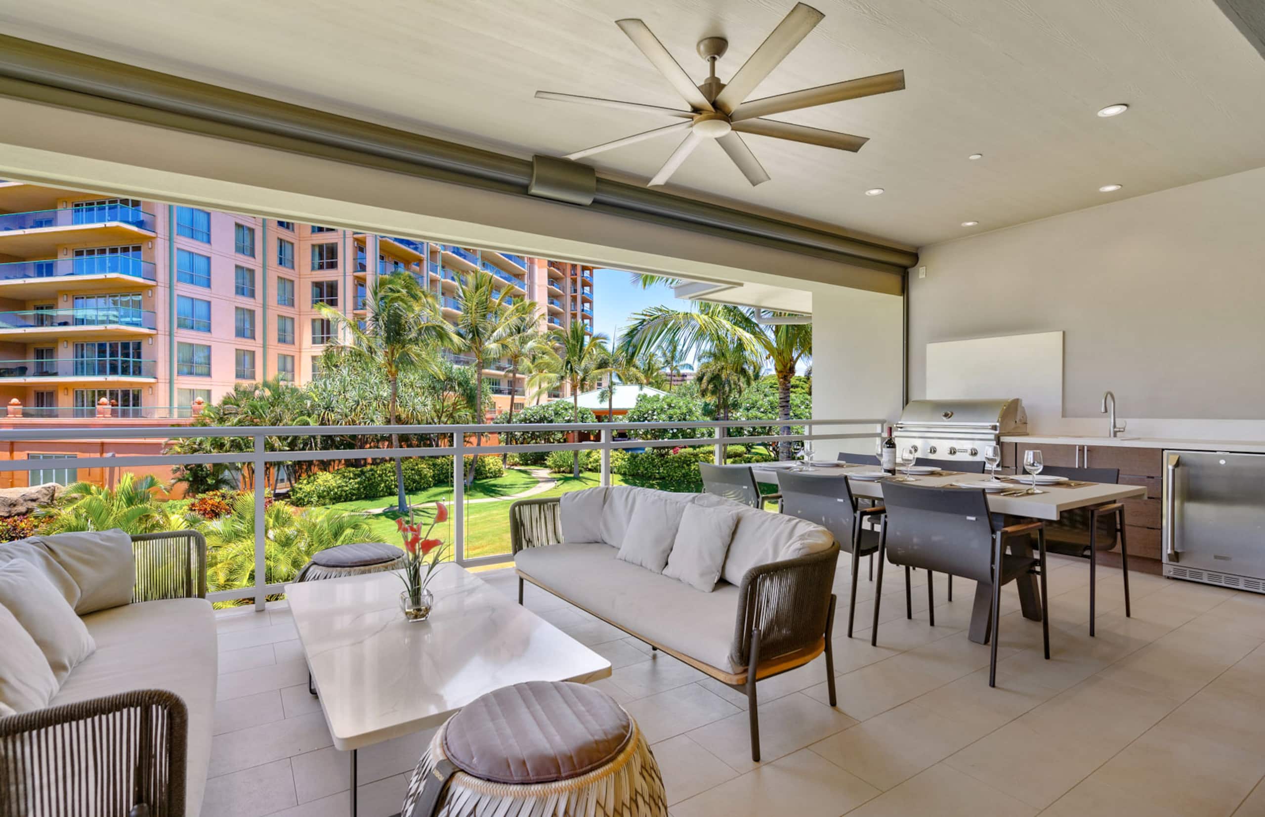 Condo in Lahaina · ★4.94 · 3 bedrooms · 4 beds · 3 baths - Image 1