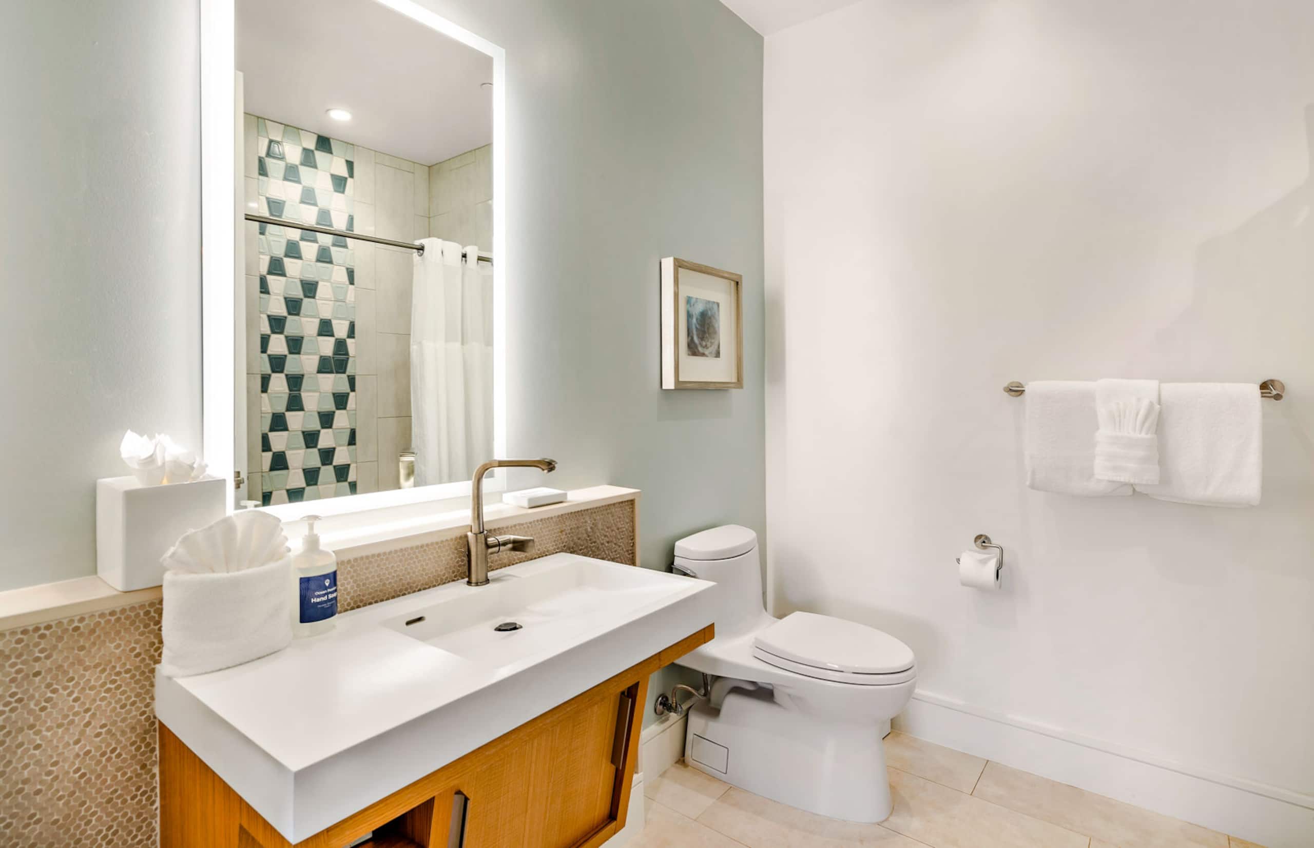 Condo in Lahaina · ★4.94 · 3 bedrooms · 4 beds · 3 baths - Image 24