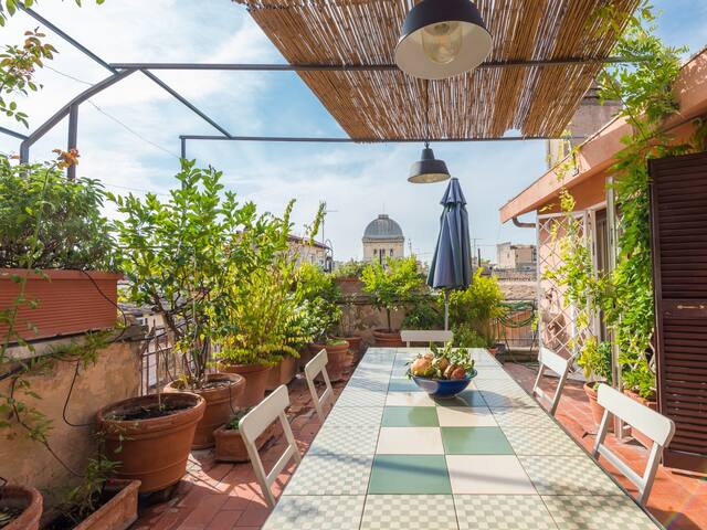 Palazzo Lovatelli Luxury Penthouse gallery image 3