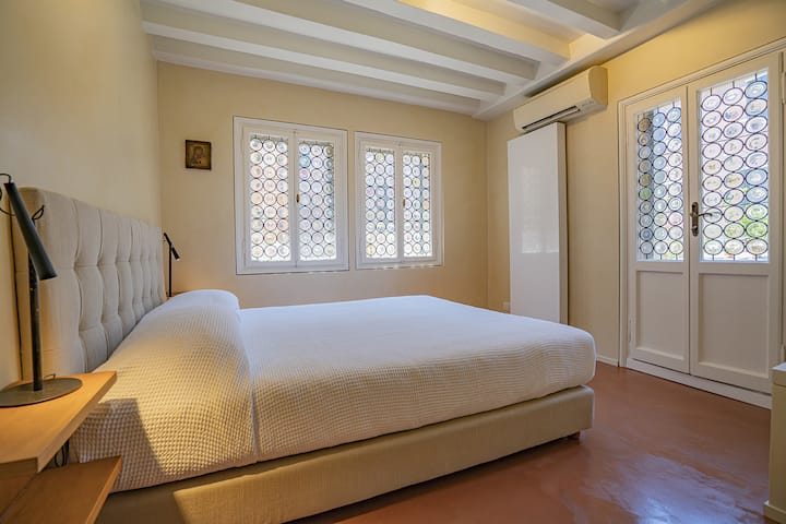 საძინებელი 3