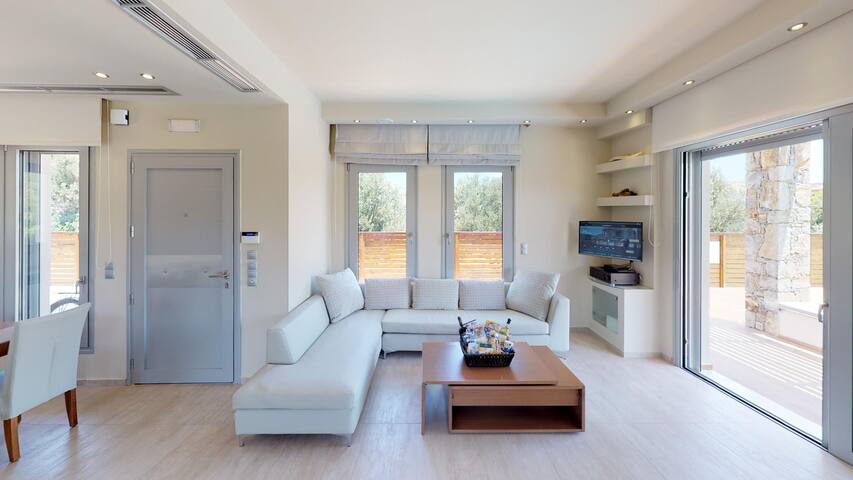 Elounda Spa Villa Crete – Ultimate Luxury Resort gallery image 5