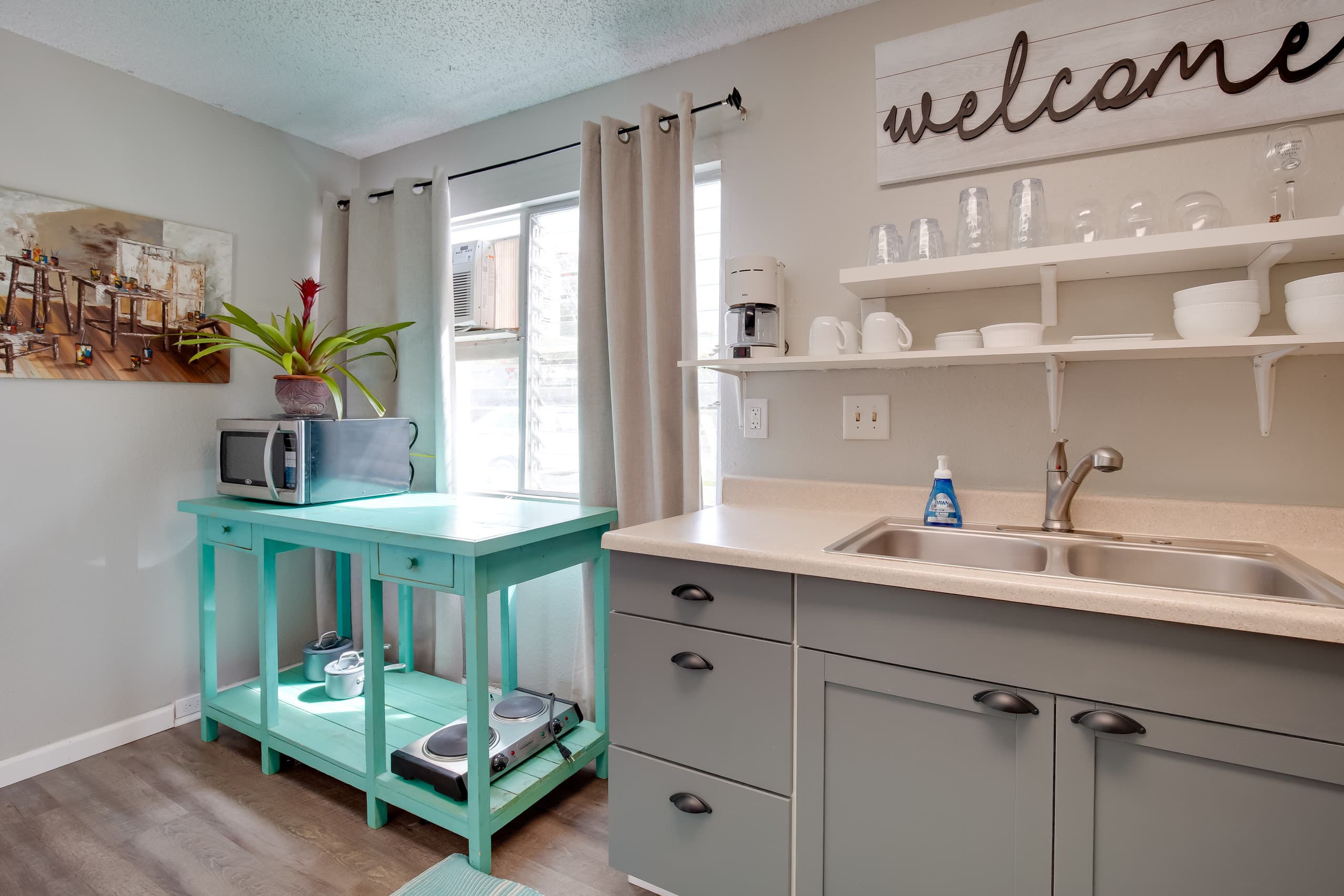 Condo in Kailua-Kona · ★4.64 · 1 bedroom · 1 bed · 1 shared bath - Image 12