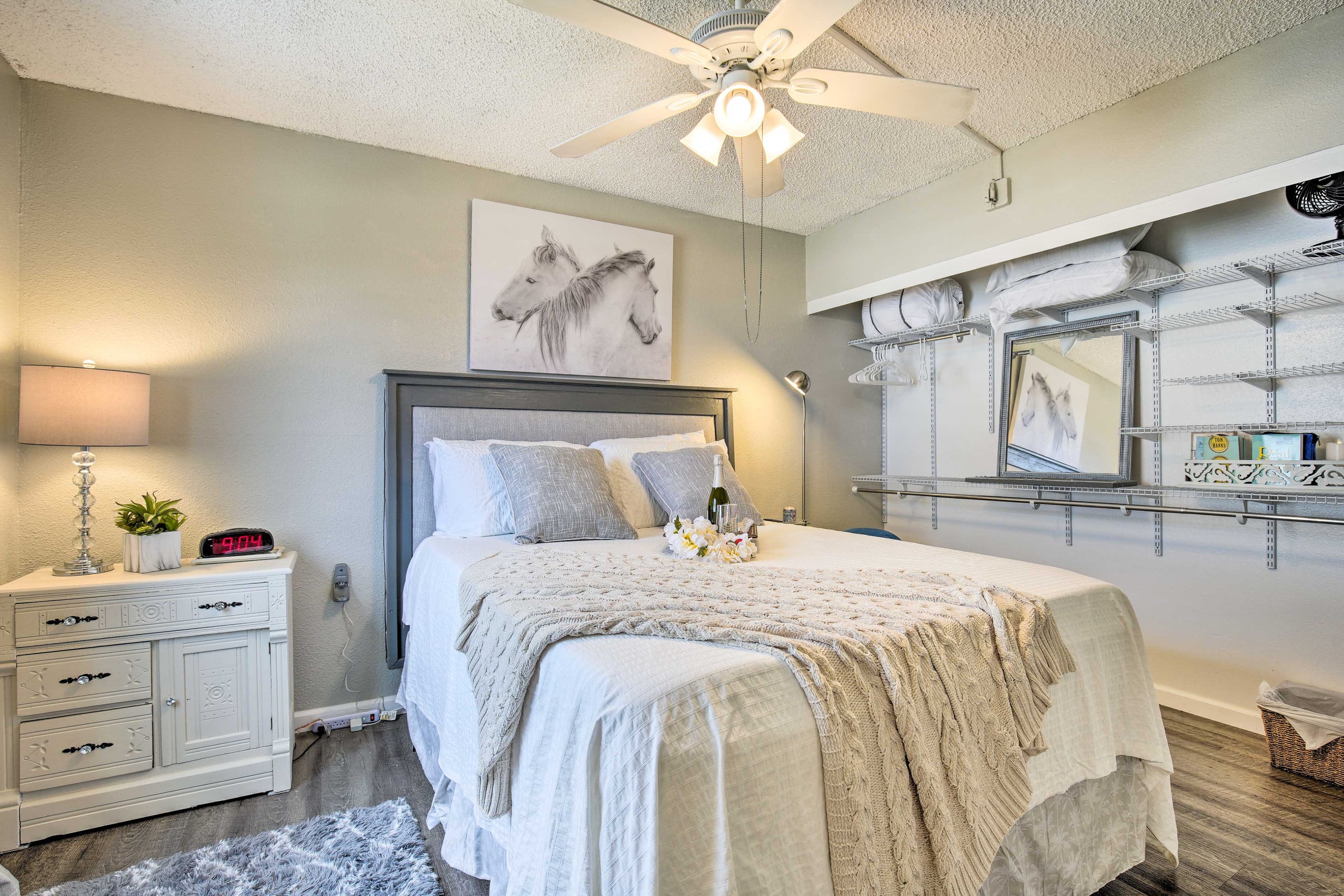 Condo in Kailua-Kona · ★4.64 · 1 bedroom · 1 bed · 1 shared bath - Image 14