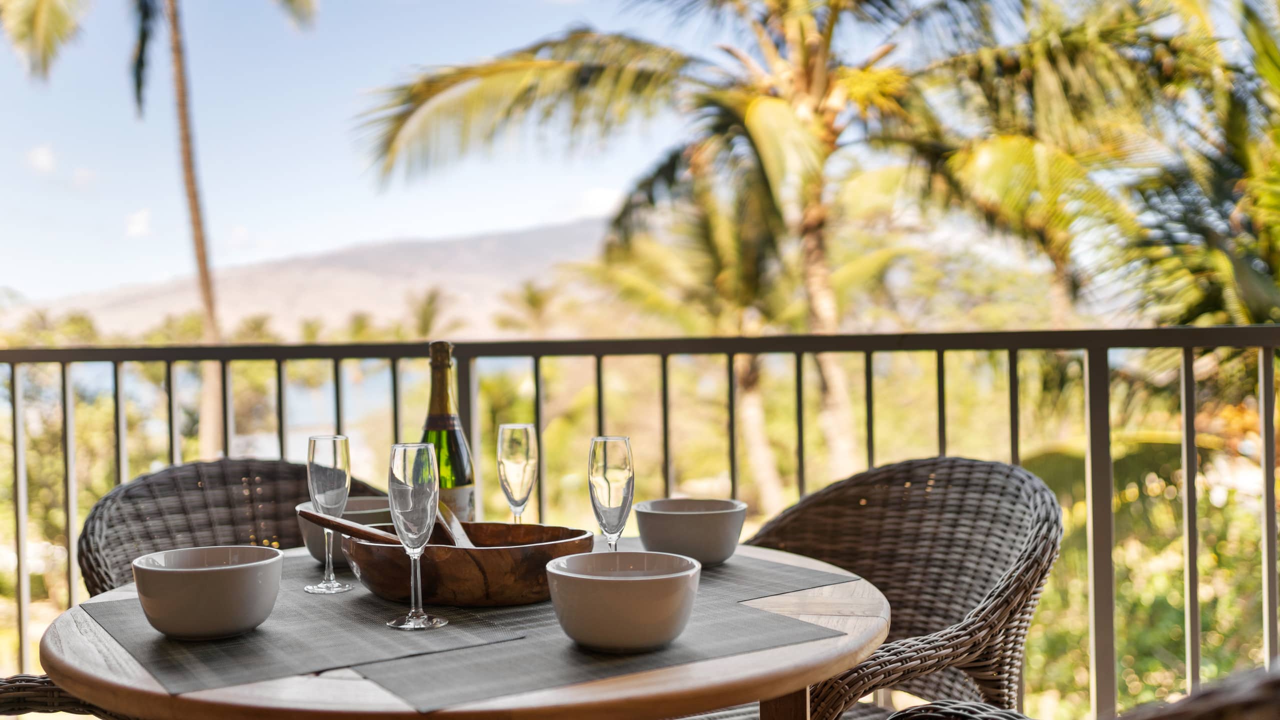 Condo in Kihei · ★4.42 · 2 bedrooms · 3 beds · 2 private baths - Image 1