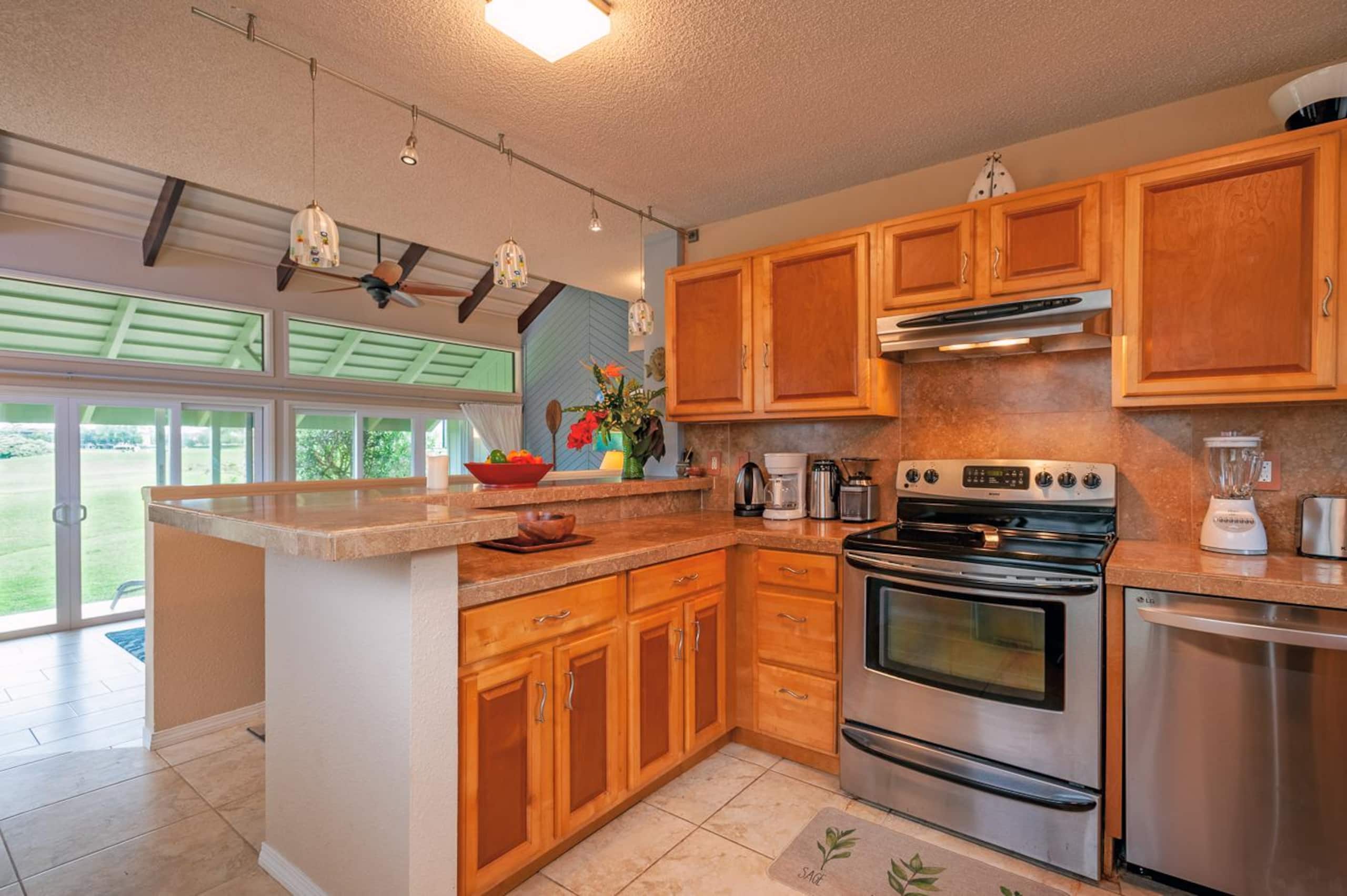 Condo in Princeville · ★4.87 · 2 bedrooms · 3 beds · 2 private baths - Image 14