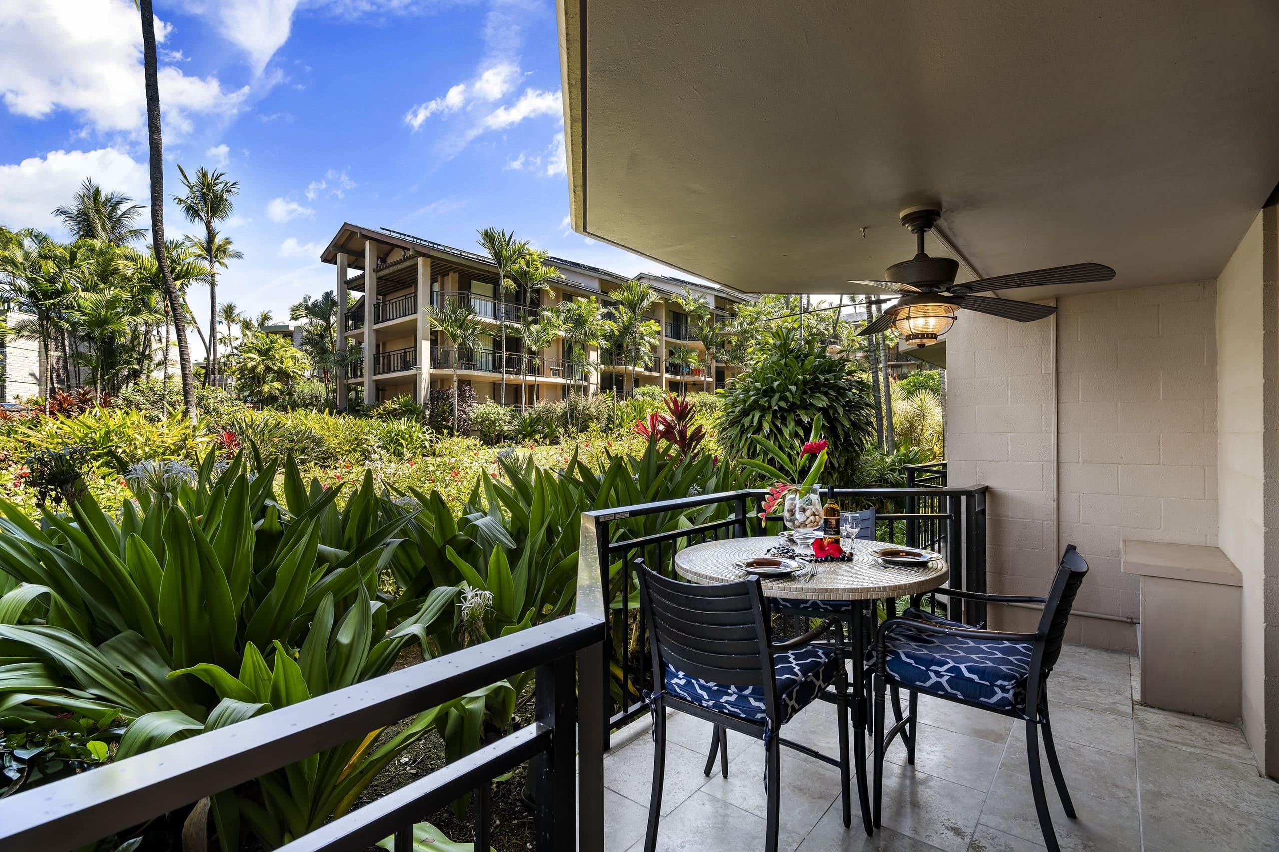 Condo in Kailua-Kona · ★4.43 · 1 bedroom · 2 beds · 1 bath - Image 7