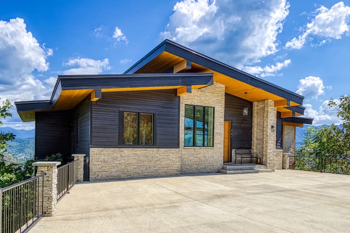 Gatlinburg Village Vacation Rentals managed Airbnb listing 2