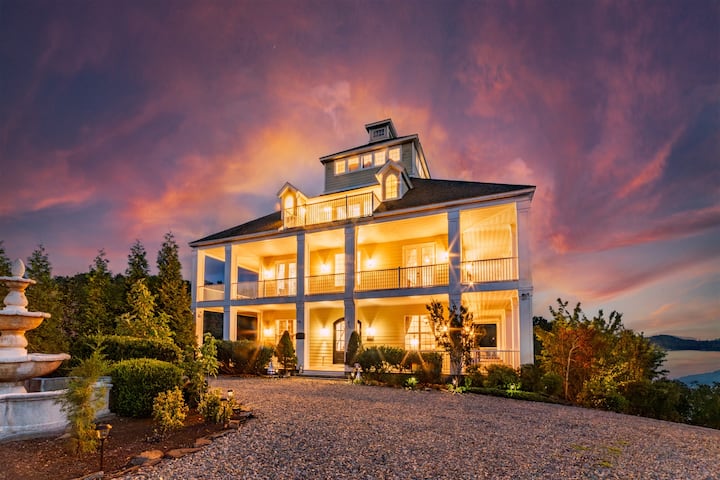 Ultimate Luxury Lake Estate -Sleeps 22|dock|chef k - Houses for