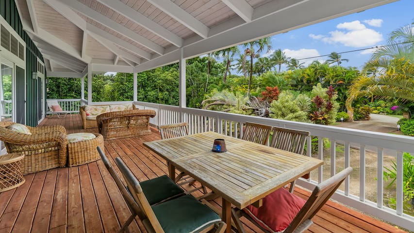 Noho Kai Anini By Parrish Kauai