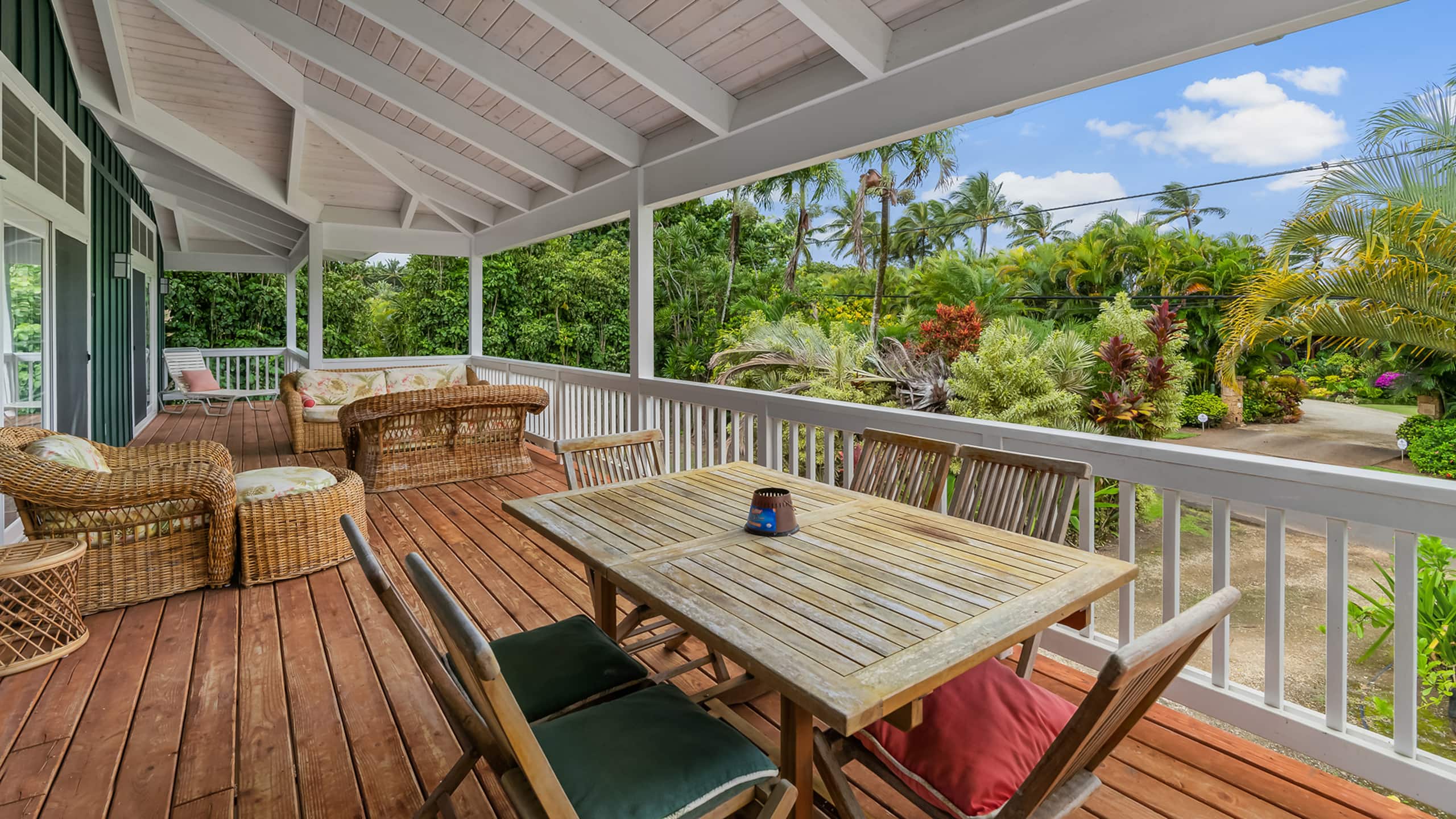 Home in Kilauea · ★4.71 · 3 bedrooms · 4 beds · 2.5 baths - Image 1
