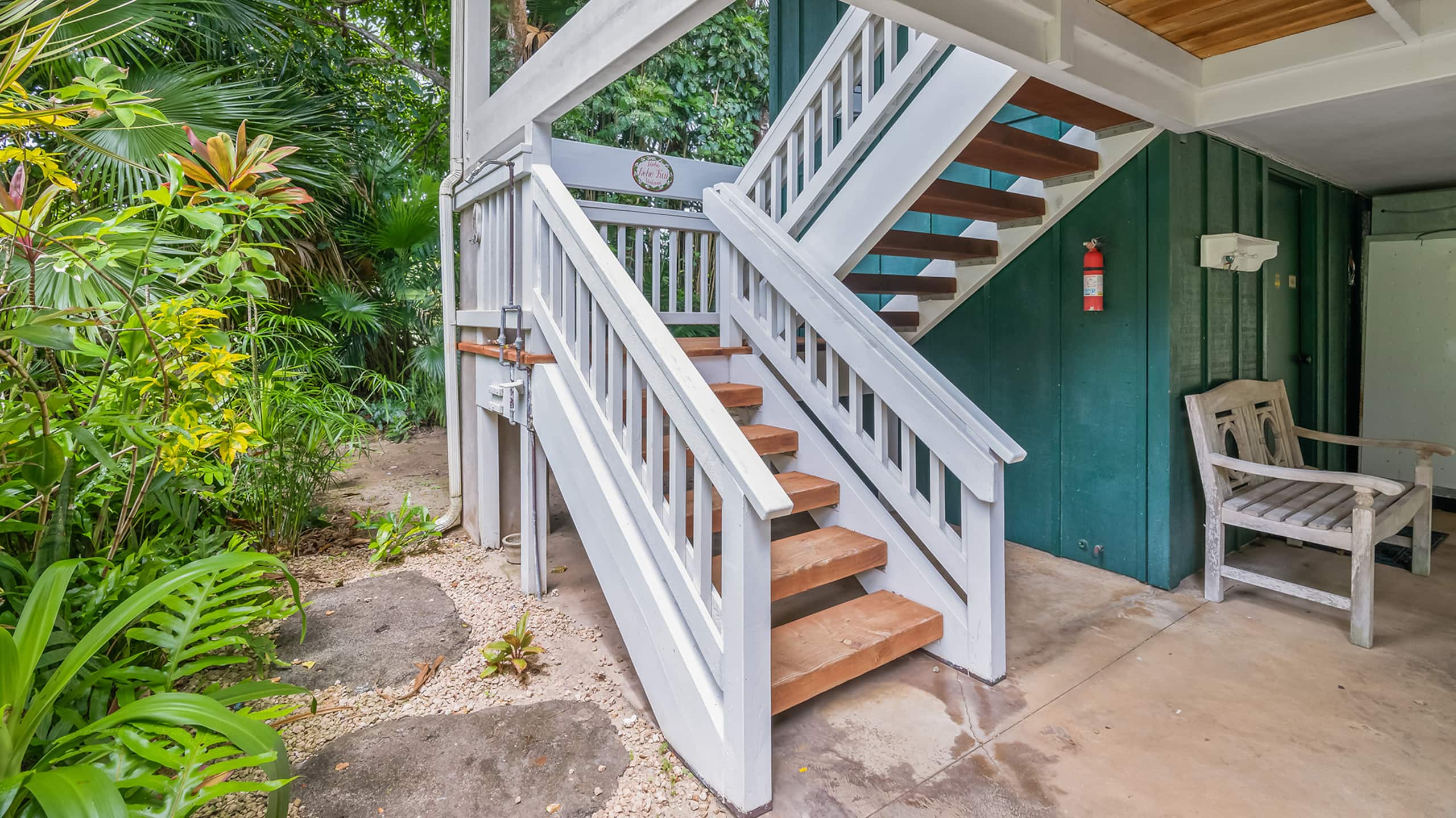 Home in Kilauea · ★4.71 · 3 bedrooms · 4 beds · 2.5 baths - Image 7