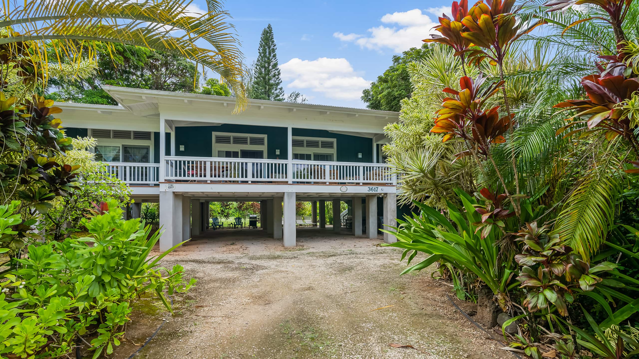 Home in Kilauea · ★4.71 · 3 bedrooms · 4 beds · 2.5 baths - Image 5