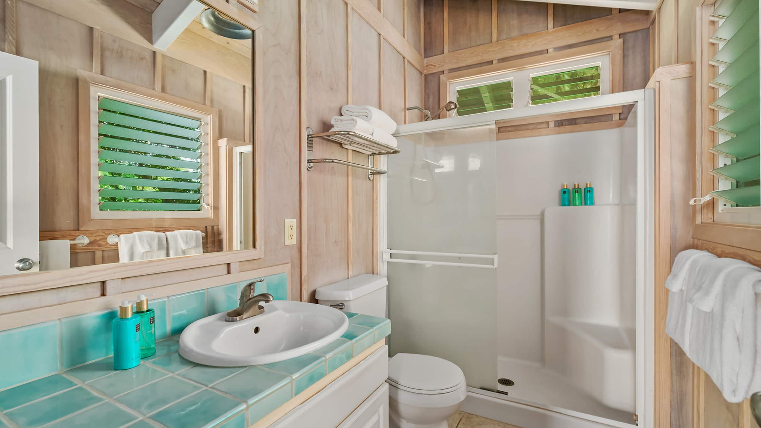 Home in Kilauea · ★4.71 · 3 bedrooms · 4 beds · 2.5 baths - Image 23