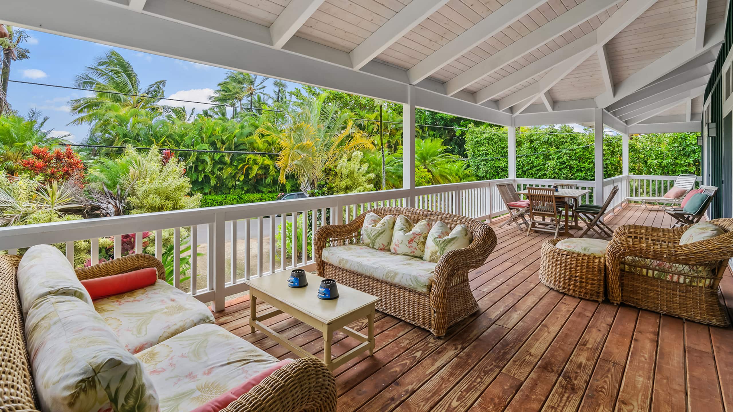 Home in Kilauea · ★4.71 · 3 bedrooms · 4 beds · 2.5 baths - Image 3