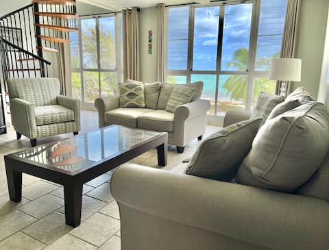 Top Airbnb: Top-floor Condo w/ Ocean View & Terrace in Suárez