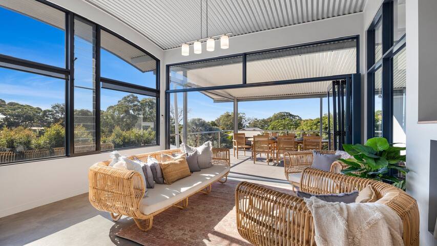 Lumière – Large Modern Family Home, Pool, Beach gallery image 3