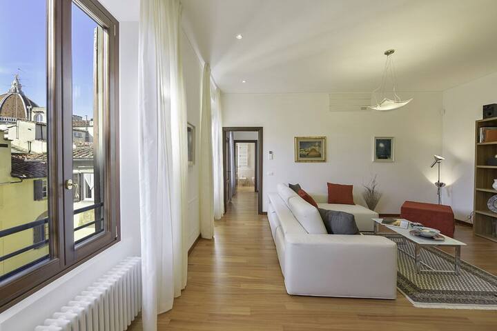 Medici, modern 3 br flat by halldis gallery image 2