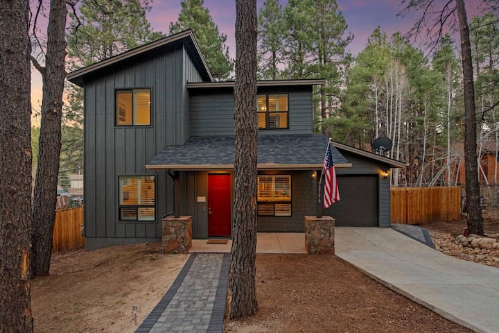 Bear Paw Comforts LLC managed Airbnb listing 3