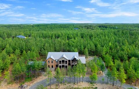 Boulder Ridge Lodge
