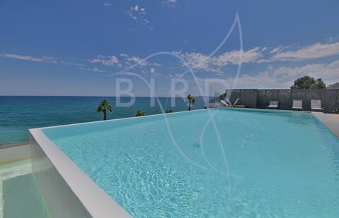 Waterfront apartment with private garden