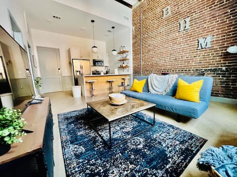 Urban Luxury Retreat:Mercantile on Morris/1BR/WiFi