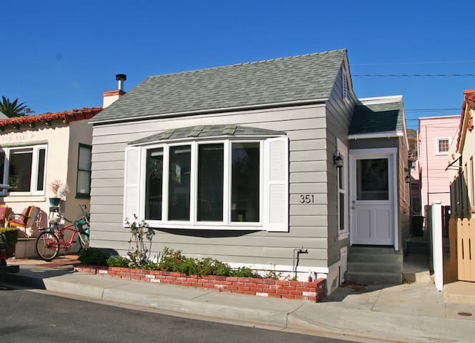 Beautiful Restored Home, close to the beach