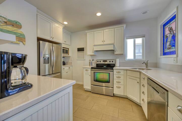 Beautiful Restored Home, close to the beach gallery image 3