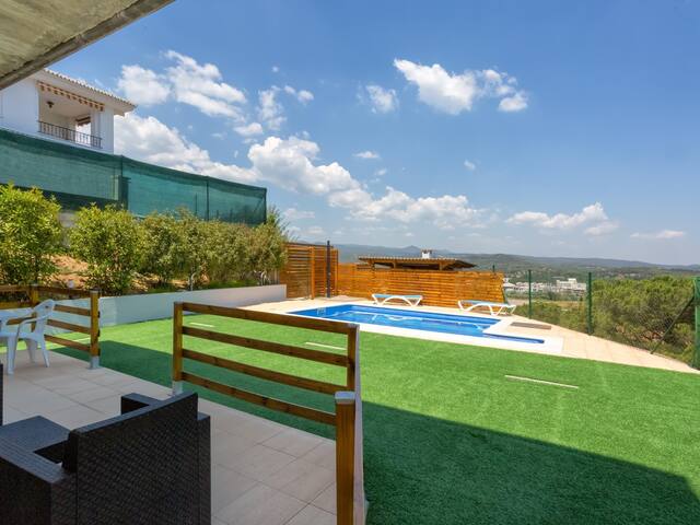 Roger - Hauzify managed Airbnb listing 2