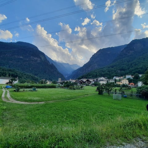Bouldering temple in Chironico (Nucleo Chalet)