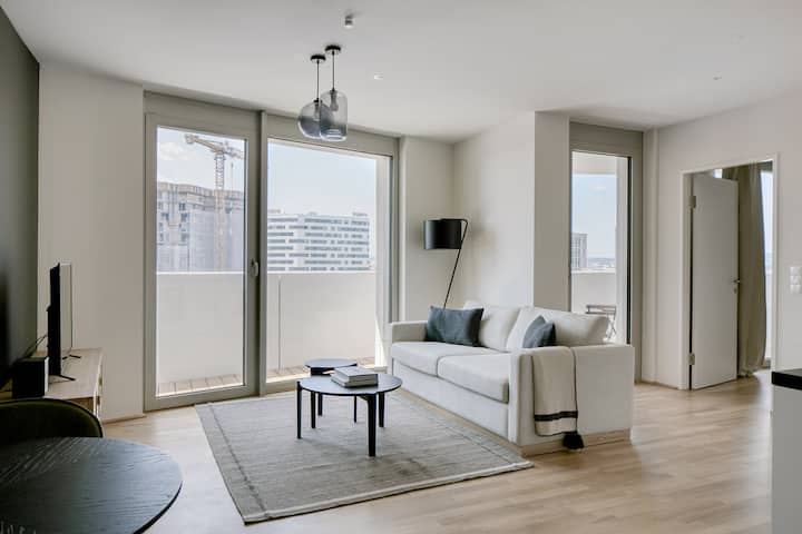 Amazing Belview 1br W/ Gym, Lounge & Elevator, Nr Metro, By Blueground - Wien