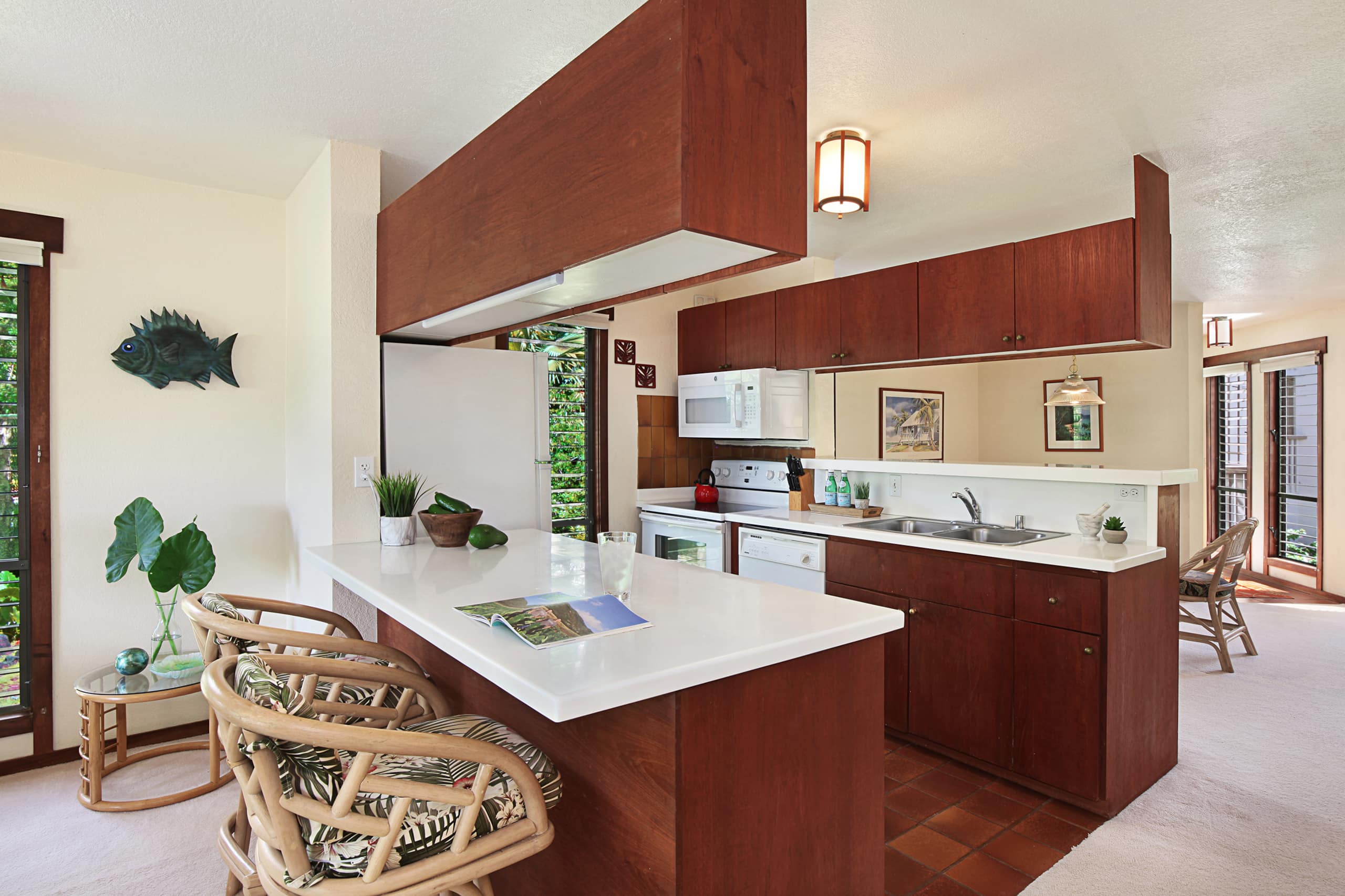 Condo in Koloa · ★4.69 · 1 bedroom · 2 beds · 1 shared bath - Image 3