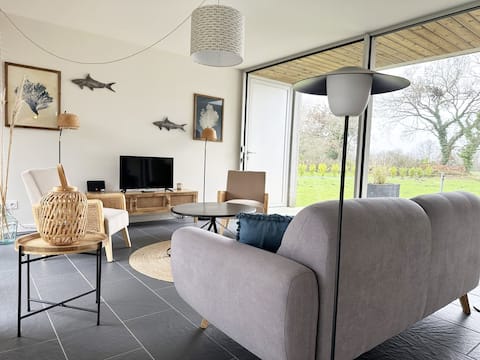 Bright and comfortable cottage near Paimpol