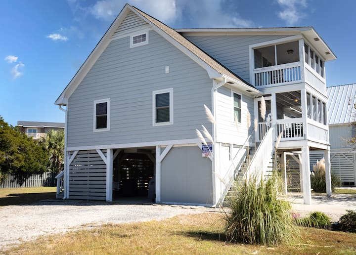 Beach Breezes - Near Ocean, 4-bedroom - Pawleys Island, SC