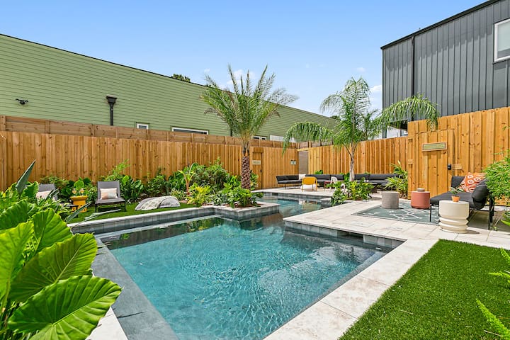 The Jungle House | Heated Pool | Private Hot Tub