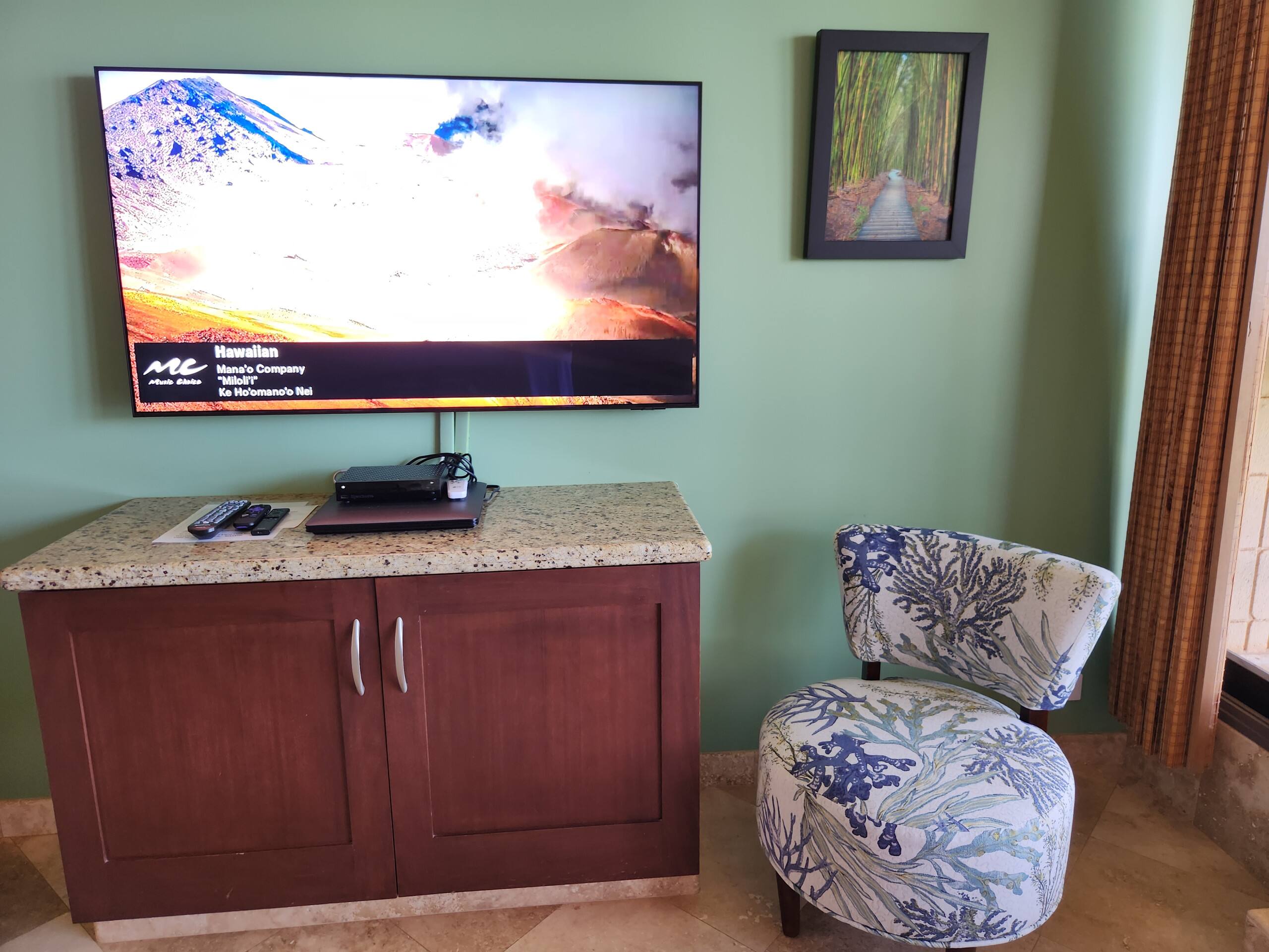 Condo in Lahaina · ★4.93 · 1 bedroom · 1 bed · 1 bath - Image 6