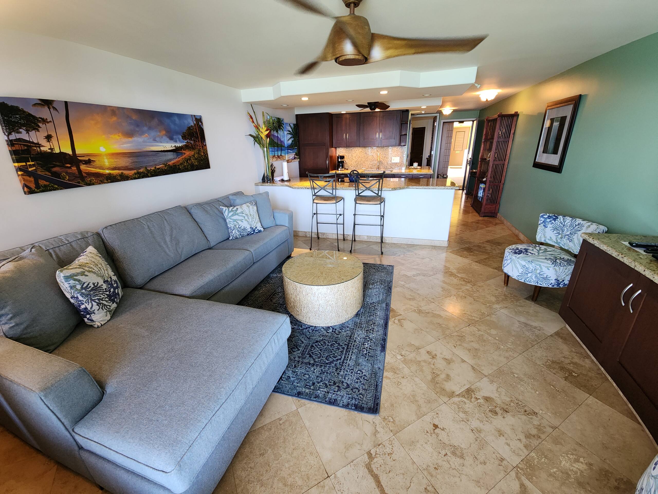 Condo in Lahaina · ★4.93 · 1 bedroom · 1 bed · 1 bath - Image 3