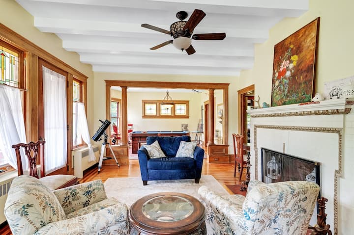 Mountain View Victorian With Lots Of Space To Play - Ellenville, NY