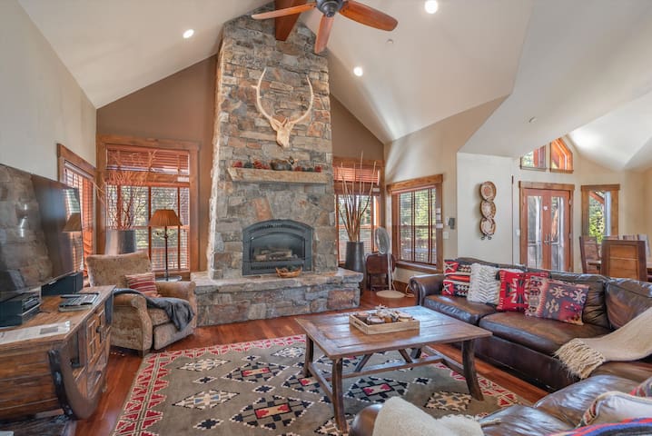 Tahoe Rental Company managed Airbnb listing 1