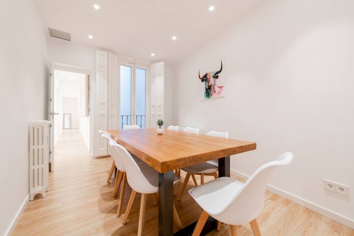 Bright and elegant 3Dorm 2Bath – La Latina gallery image 4