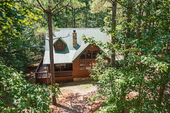 Texas 2 Step Luxury Log Cabin At The Entrance To - Broken Bow, OK