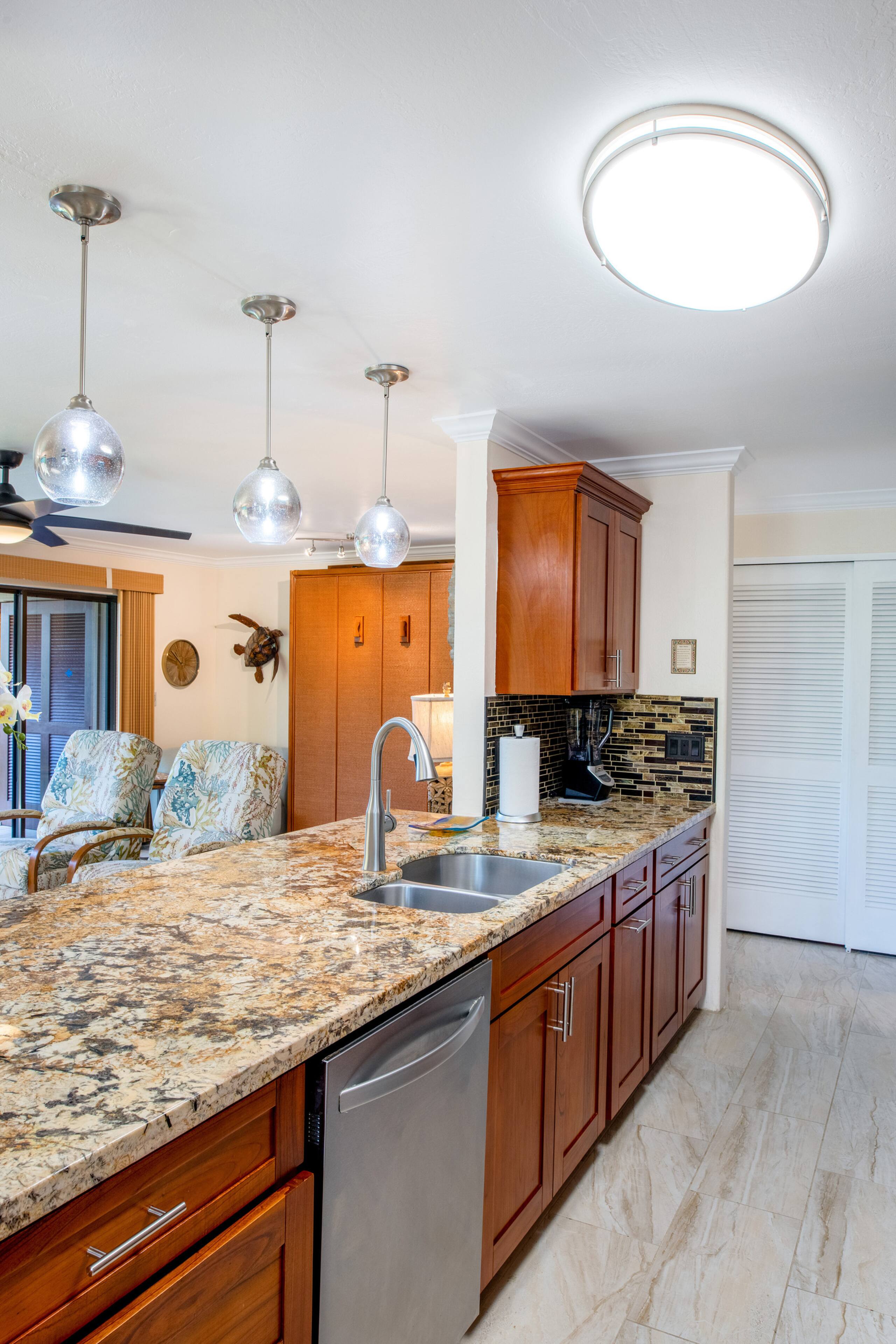 Luxurious & Spacious condo - Kanaloa Resort #3503 - Image 9