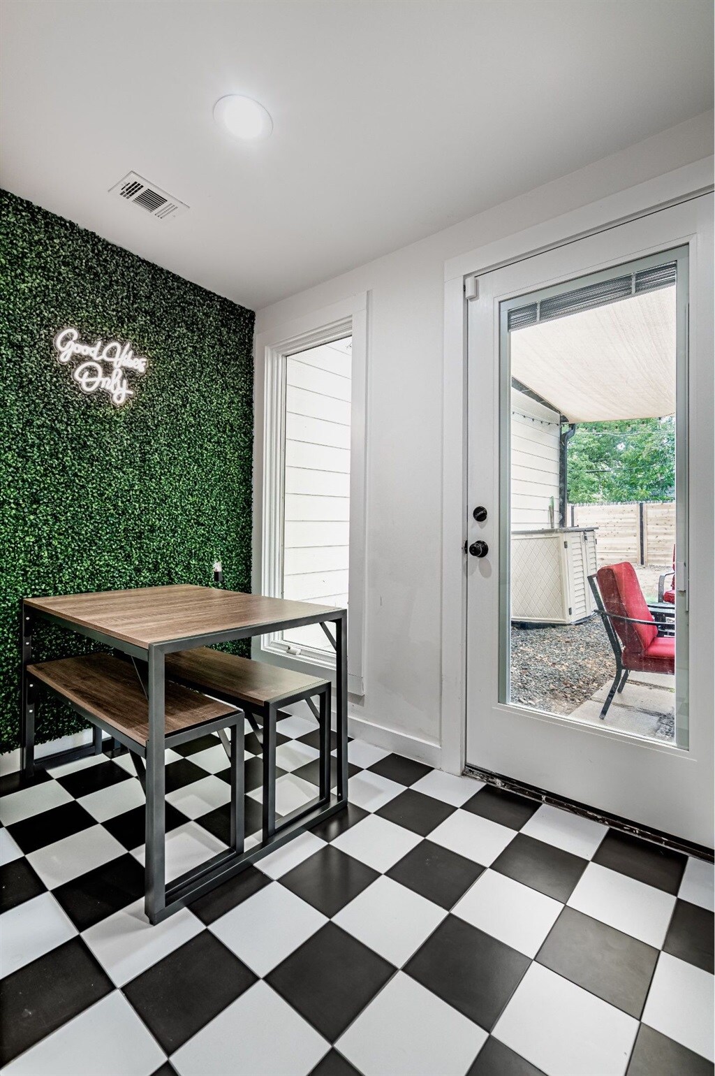 Entire Remodeled Home | Walk Downtown | Pool