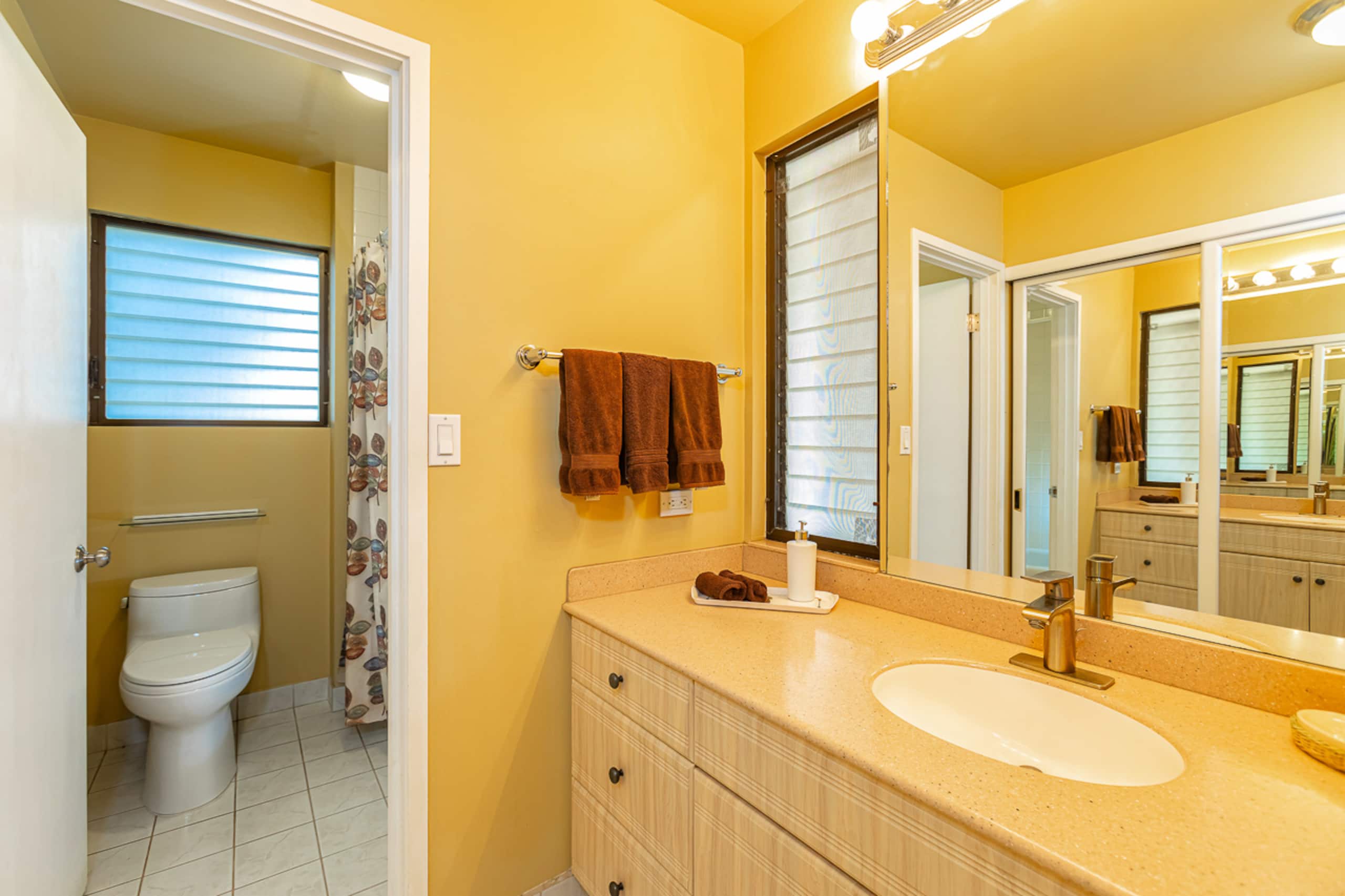 Condo in Kihei · ★4.56 · 1 bedroom · 2 beds · 2 shared baths - Image 17