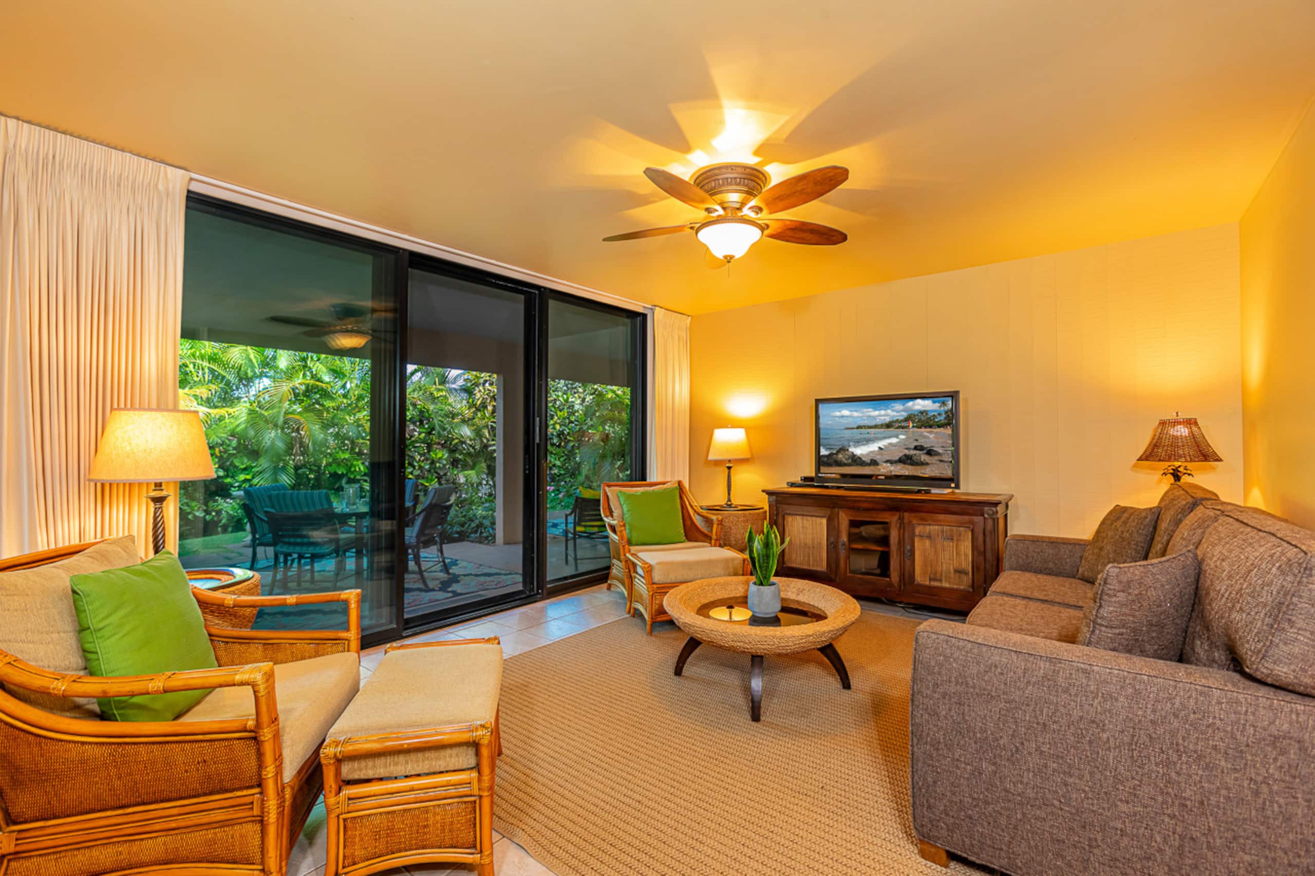 Condo in Kihei · ★4.56 · 1 bedroom · 2 beds · 2 shared baths - Image 6