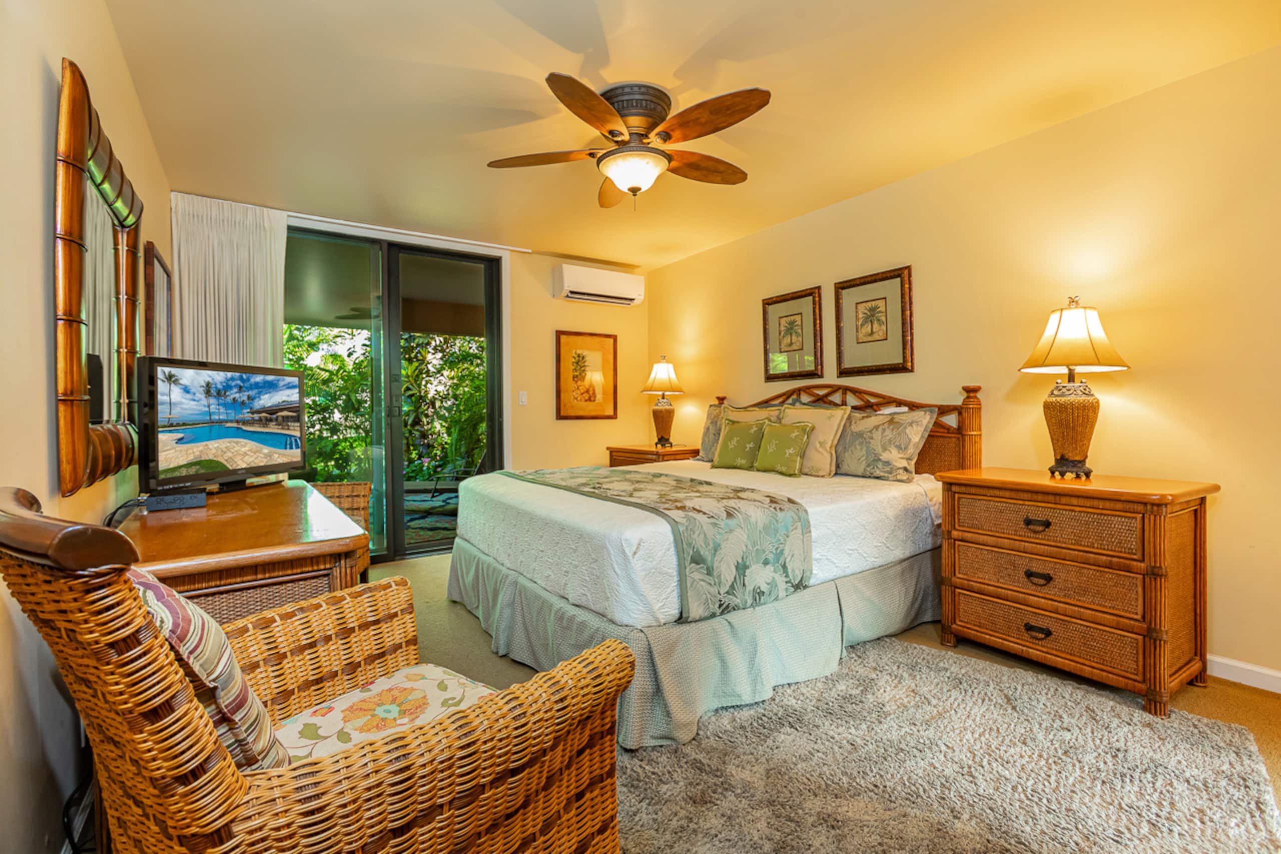 Condo in Kihei · ★4.56 · 1 bedroom · 2 beds · 2 shared baths - Image 19