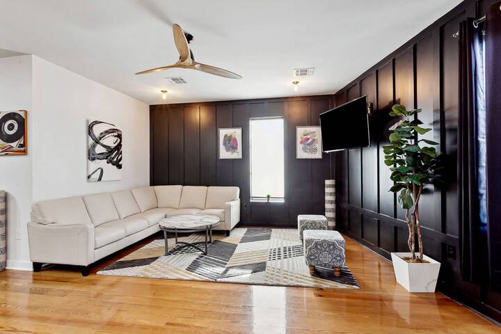 Luxury Villa w Rooftop gallery image 4