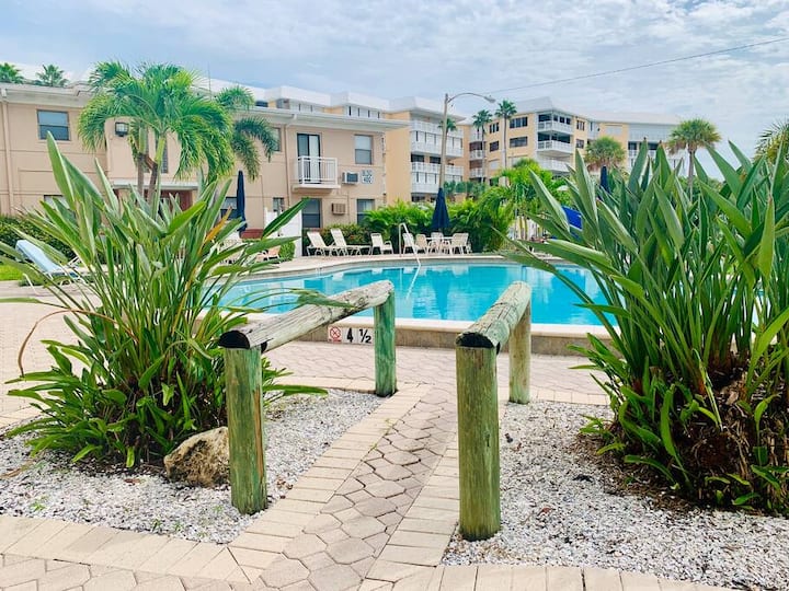 Upham Beach Park Vacation Rentals & Homes St. Pete Beach, FL Airbnb